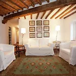 Сasa de vacaciones Luxurious In With Garden Rocca Grimalda