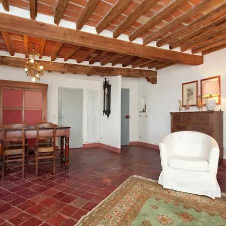 Dom wakacyjny Luxurious In With Garden