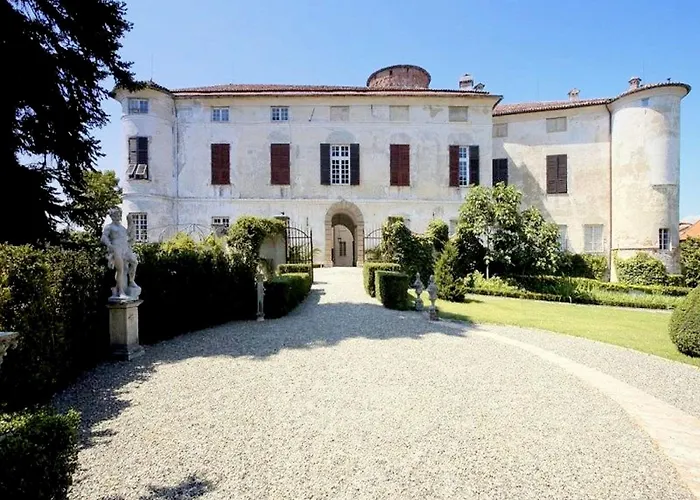 Luxurious In With Garden * Rocca Grimalda