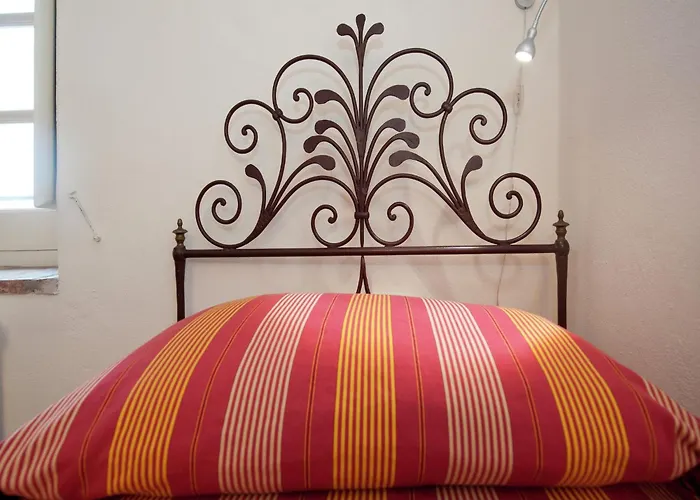 Сasa de vacaciones Luxurious In With Garden