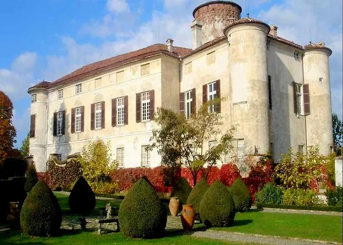Luxurious In With Garden *